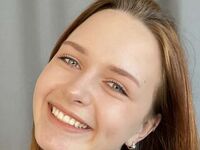 cam girl playing with sextoy KrystinaEisen