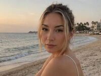 nude webcamgirl LaverneRodarte