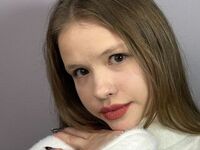 naughty camgirl fingering shaved pussy LettyFlamer