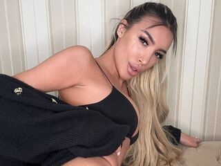 hot naked webcam girl LexiAce