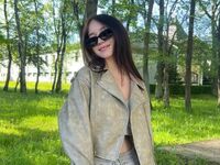 nude webcam girl LikaDelic