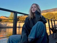 girl cam free LillyStill