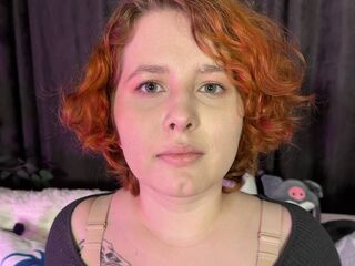 bedroom livecam LilyWill