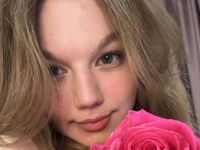 sexy webcamgirl LinnGrimshaw