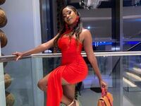 naked cam girl masturbating LioraGracy