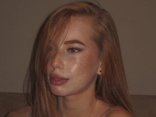 adultcam pic LisaCornerd