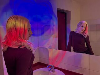 camgirl video chat room LucilleWiste