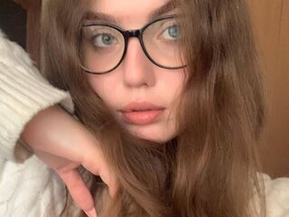 cam girl chat room LuxSophi