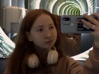 girl topless chat MadgeRemerez