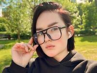 beautiful camgirl MarryLuginbill