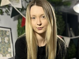 fingering girl webcam  MaxineBoesen