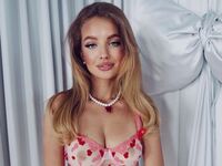 fingering girl cam MayaBe