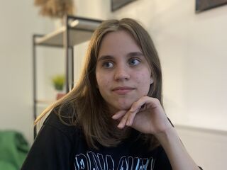 shower webcam MelisaVonk