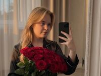 fingering webcam girl MelissaMyla