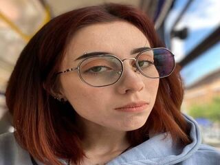 cam girl playing with sextoy MelissaPratt