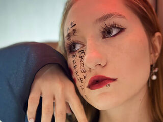 live webcam girl MistyColacone