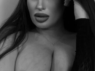 camwhore masturbating with sextoy NataschaOreiro