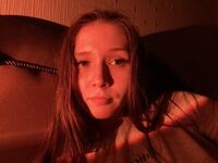 fingering cam girl picture NguyetBuchetto