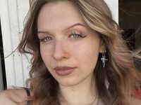 camwhore masturbating with dildo PatriciaLois