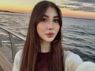 naughty cam girl SadeLazcano