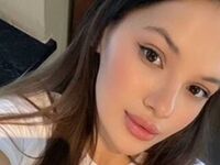 cam girl showing tits SantinaHeckle