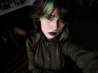 cambitch ShadowBelle