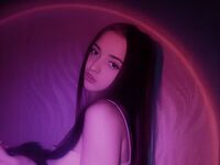 camgirl playing with sextoy ShantellSaville