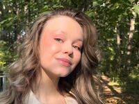 naked webcam girl masturbating SharlenePernod