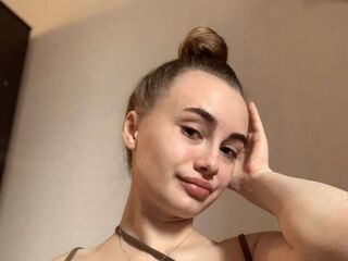 naked camgirl picture SofiyaWite