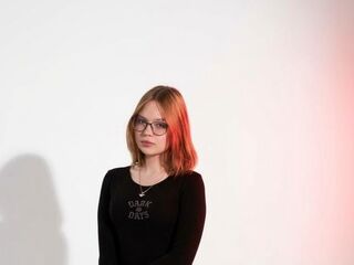 jasmin camgirl chatroom SuzanGoldstein