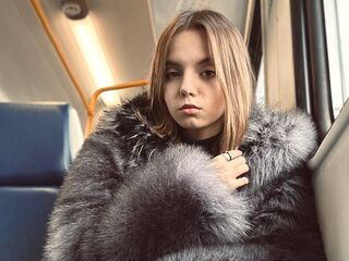 camgirl masturbating with sextoy TasiaPetronzio