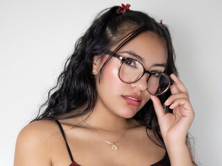 naughty camgirl fingering shaved pussy VioletaVix