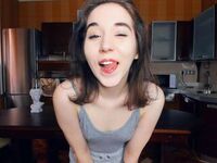 girl shaving pussy WandaColbourne