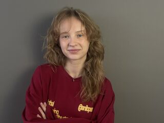 live cam show WinnifredMckowen