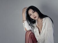 camgirl photo YeseniaCousens