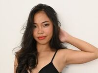 camgirl masturbating with sex toy YumiLeez