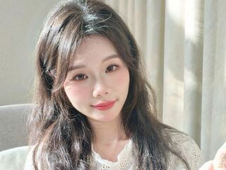 hot naked camgirl lingzi